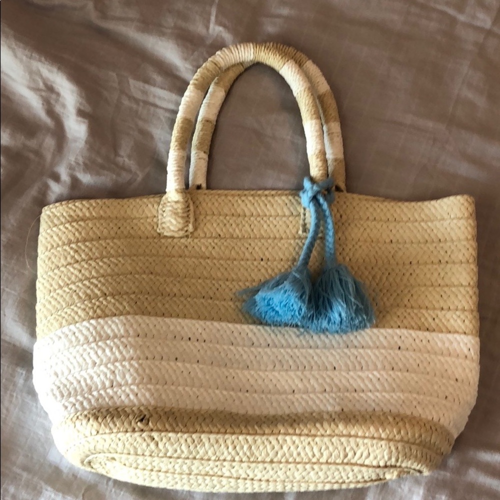 Altru straw tote